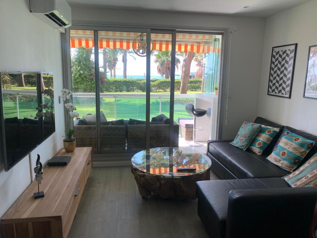 4-Star Beachfront Appartment- Sea View Κάννες Εξωτερικό φωτογραφία